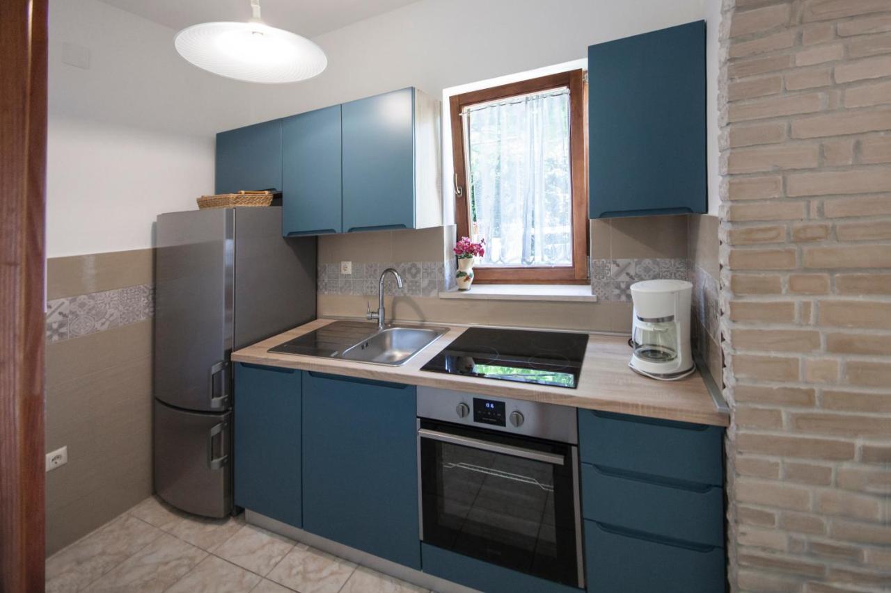 Apartments Kosovka 1398 Pjescana Uvala Buitenkant foto