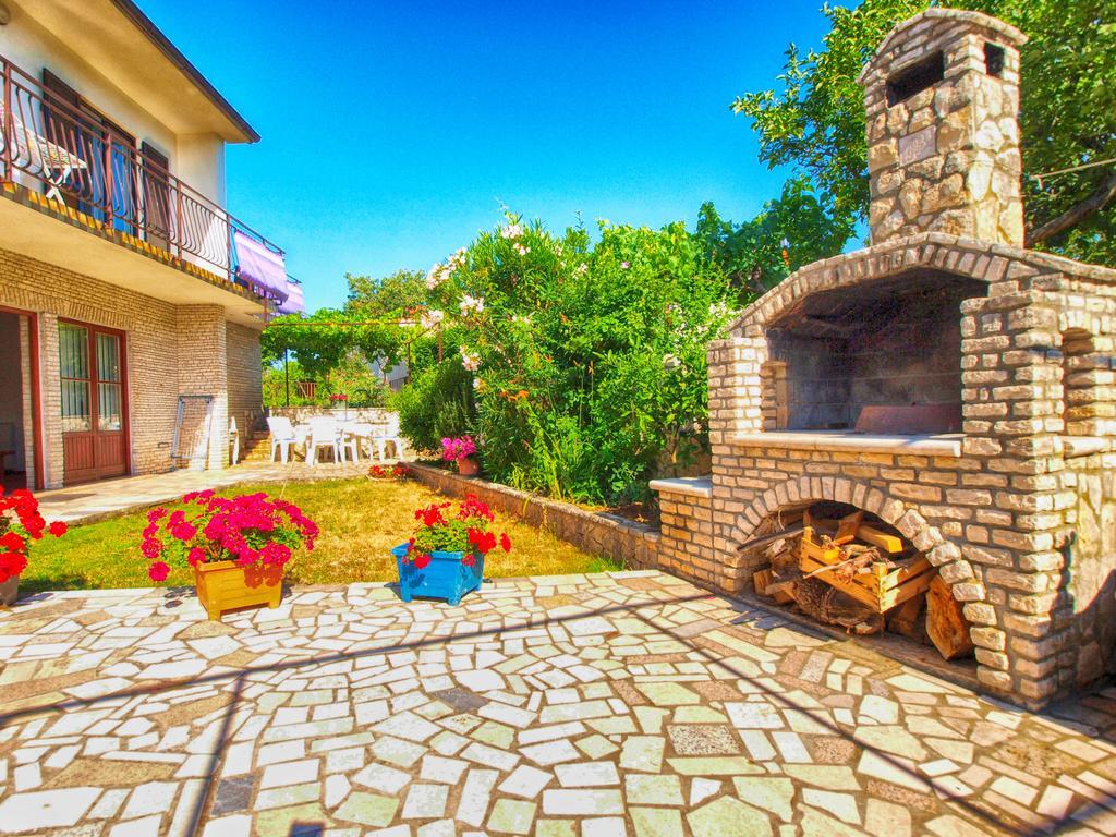 Apartments Kosovka 1398 Pjescana Uvala Buitenkant foto